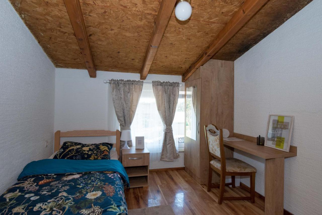 Opg Horvat Sobe Za Odmor Bed and Breakfast Daruvar Esterno foto